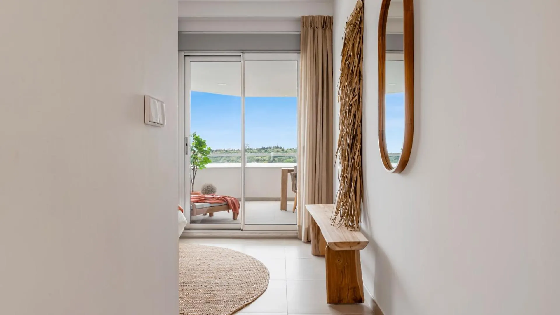 Stylish 3-Bed Apartment With Sea & Pool Views Estepona